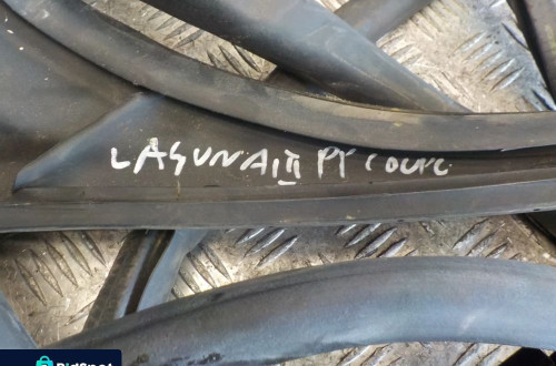 RENAULT LAGUNA III COUPE USZCZELKA DRZWI LEWA LUB PRAWA