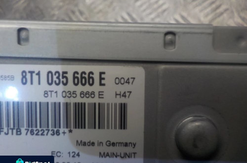 AUDI A4 B8 CZYTNIK NAWIGACJI MMI 8T1035666E