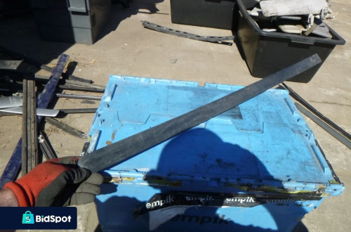 ford fusion listwa drzwi przod n20938