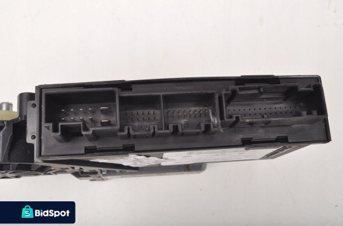 VW TOUAREG I SILNICZEK SZYBY LEWY TYŁ 7L6959703