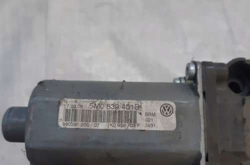 Silniczek szyby lewy tył vw golf plus 5M0839401B