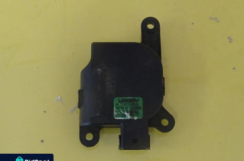 SILNICZEK NAWIEWU NAGRZEWNICY HYUNDAI MATRIX D267-DE4AA / AC1D610000 NR610