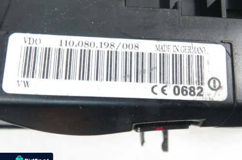 LICZNIK VW PASSAT B5 1.9 TDI 3B0920829A