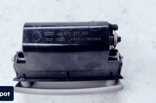 POPIELNICZKA TYLNA TYŁ AUDI A3 8P 8P0857961 SZARA