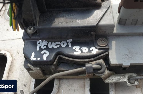 peugeot 307 sw zamek lewy przod przedni 6 pin europa