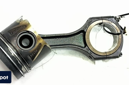 TŁOK MERCEDES SPRINTER 313 65100