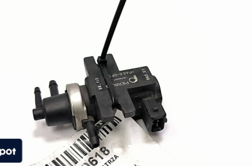 ZAWÓR POWIETRZA VOLKSWAGEN PASSAT B5 1H0906627