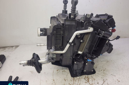 NAGRZEWNICA KOMPLETNA AUDI A6 C6 4F1820351AB
