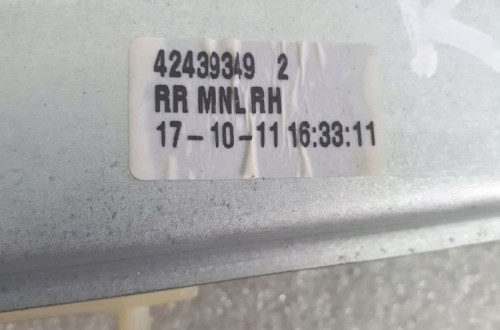 OPEL KARL 2016 PODNOŚNIK SZYBY PRAWY TYŁ MECHANIZM