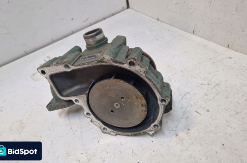 pompa wody volvo obudowa fh fm 22107715