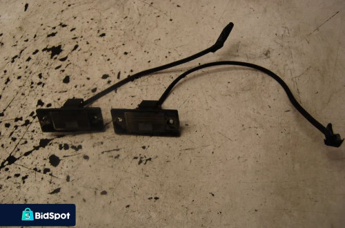 LAMPKA TABLICY REJESTRACYJNEJ 1J5943021A VW GOLF IV BORA PASSAT AUDI SKODA SEAT