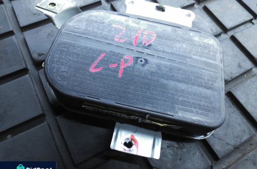 PODUSZKA AIRBAG MODUL DRZWI MERCEDES W210 LIFT LEWY PRZÓD