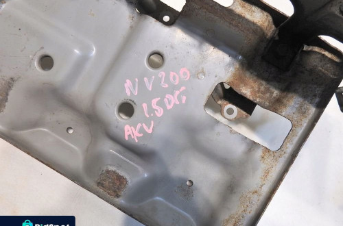 PODSTAWA MOCOWANIE AKUMULATORA NISSAN NV200 1.5 DCI