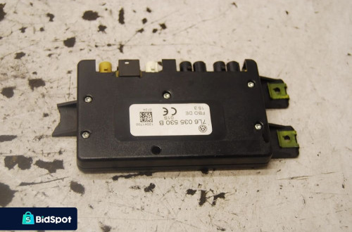 WZMACNIACZ ANTENY 7L6035530B VW TOUAREG I AUDI PORSCHE