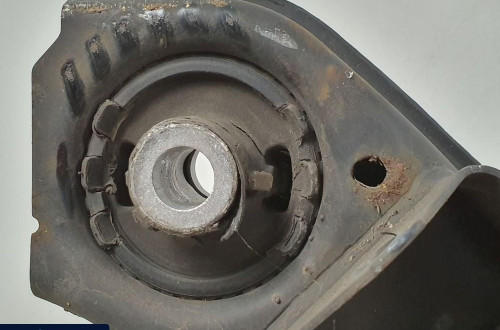 WÓZEK SANKI BELKA TRAWERS TYŁ MERCEDES W207