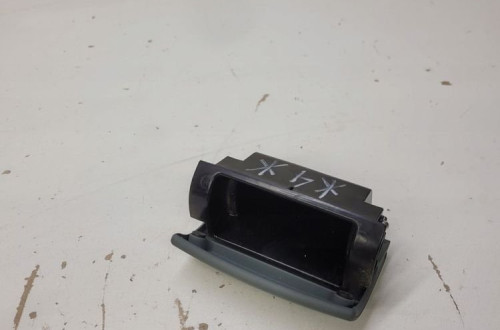 POPIELNICZKA TYLNA TYŁ AUDI A3 8P 8P0857961