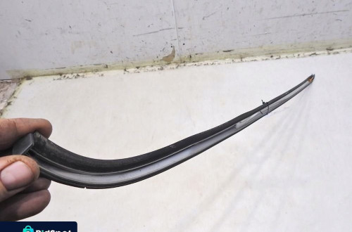 LISTWA SZYBY LEWY TYŁ MINI ONE II R56 3D 2754852