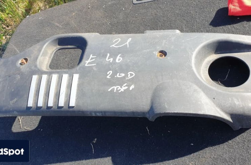 bmw e46 2.0 d osłona pokrywa silnika 2247315