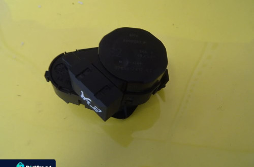 SILNICZEK NAWIEWU NAGRZEWNICY BMW E39 69002629 NR257