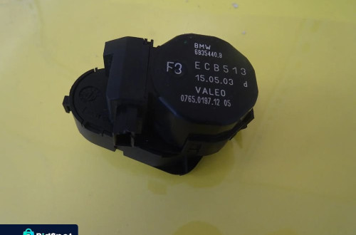SILNICZEK NAWIEWU NAGRZEWNICY BMW E39 69354409 NR280