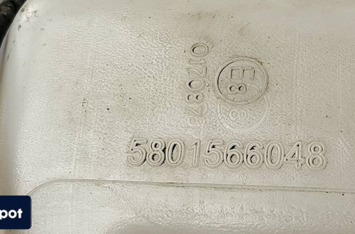 ZBIORNICZEK PŁYNU IVECO DAILY 35S18 5801565973
