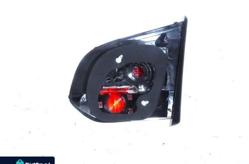 volkswagen golf vi 6 lampa tył lewa w klape