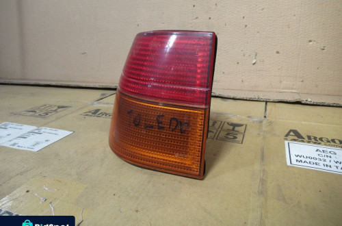LAMPA LEWA TYLNA SEAT TOLEDO 1