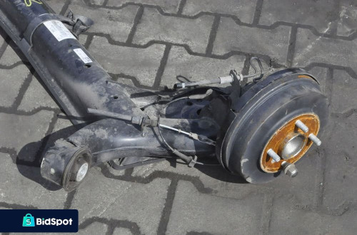 FORD FIESTA MK8 3D 5D ZAWIESZENIE BELKA TYŁ BĘBNY
