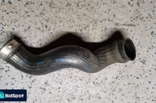 AUDI A4 B6 PRZEWÓD INTERCOOLERA 8E0145745B