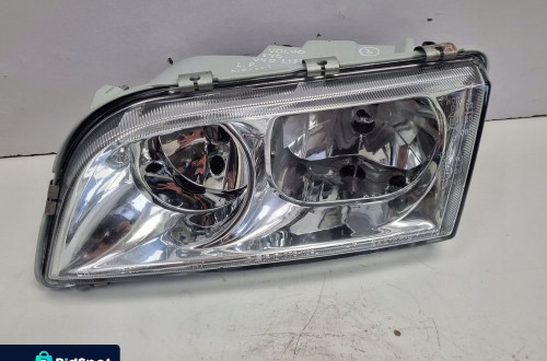 Volvo S40 V40 LIFT 99-04r PRZEDNIA LAMPA LEWA LEWY PRZÓD nowa europa