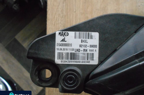 HYUNDAI i10 LIFT LAMPA PRZÓD PRAWA EUROPA