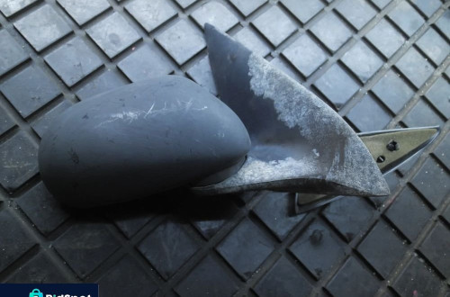 LUSTERKO PRAWE FIAT MAREA BRAVA 2 PINY