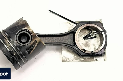 TŁOK MERCEDES SPRINTER 313 65100