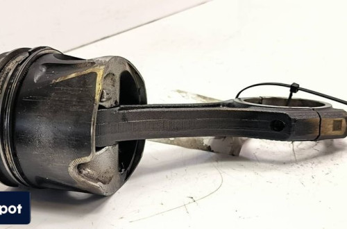 TŁOK MERCEDES SPRINTER 313 65100