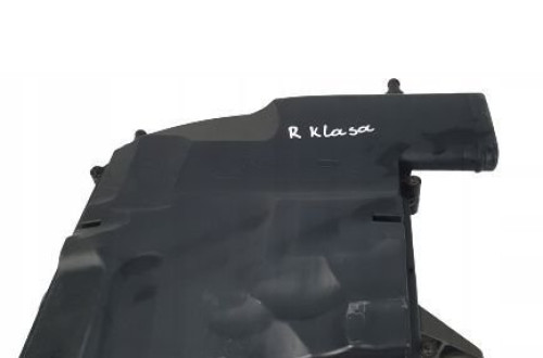 OBUDOWA FILTRA POWIETRZA W251 3.0 CDI A6420902101