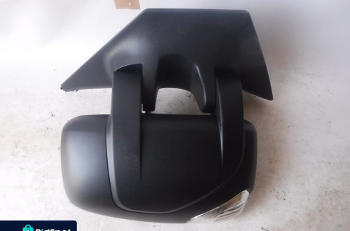 master iii movano b 10r- lusterko prawe 2 piny eu