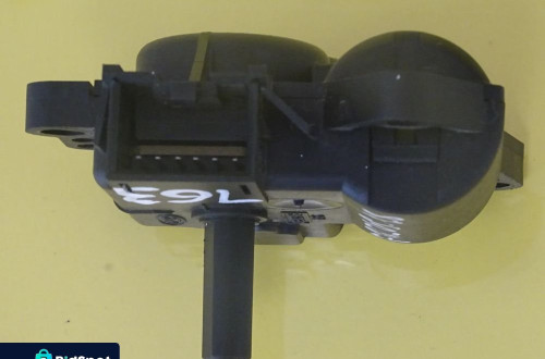 SILNICZEK NAWIEWU NAGRZEWNICY FORD FOCUS MK1 XS4H-19E616-AD NR163