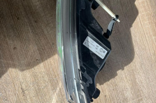 SKODA OCTAVIA III HALOGEN LEWY PRZÓD EUROPA