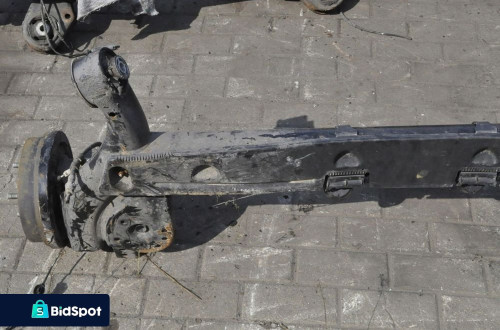 FORD FIESTA MK8 3D 5D ZAWIESZENIE BELKA TYŁ BĘBNY