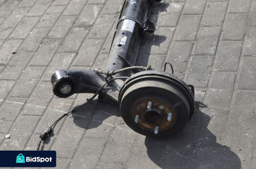 FORD FIESTA MK8 3D 5D ZAWIESZENIE BELKA TYŁ BĘBNY