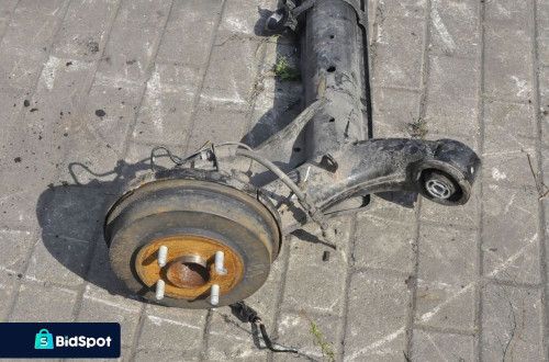 FORD FIESTA MK8 3D 5D ZAWIESZENIE BELKA TYŁ BĘBNY