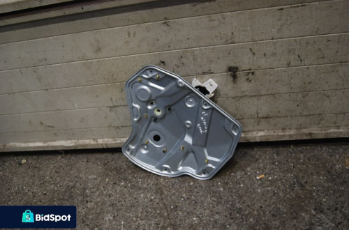 PODNOŚNIK MECHANIZM SZYBY PRAWY TYŁ TYLNY 1Z0839656B SKODA OCTAVIA II KOMBI