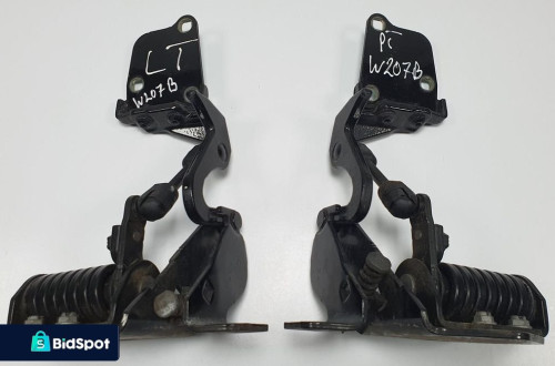 ZAWIASY DACHU 197 MERCEDES W207 A2077500428 PARA