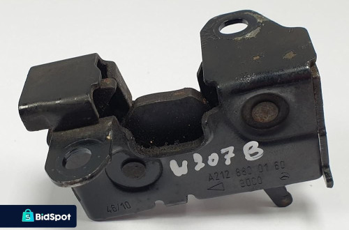 ZAMEK MASKI MERCEDES W207 A2128800160