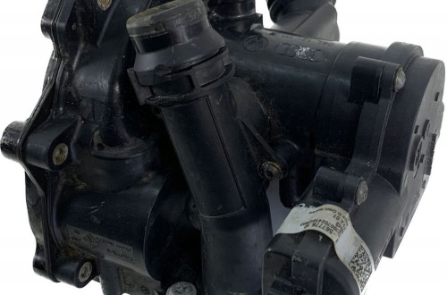 VW OBUDOWA TERMOSTATU 1.8 2.0 TSI TFSI 06L121111F