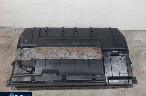 PAJERO IV WANNA WNĘKA BAGAŻNIKA 7646A050