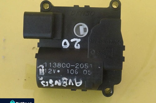 SILNICZEK NAWIEWU NAGRZEWNICY TOYOTA AVENSIS 113800-2051 NR377