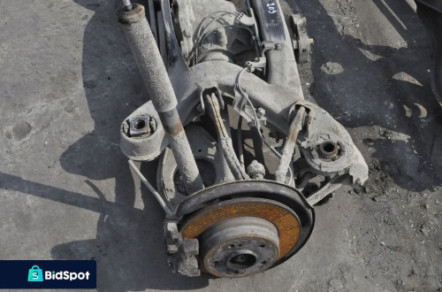 W203 SEDAN 1.8K 143KM ZAWIESZENIE BELKA TYŁ MOST