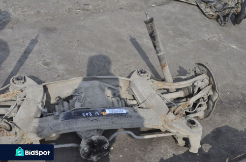 W203 SEDAN 1.8K 143KM ZAWIESZENIE BELKA TYŁ MOST