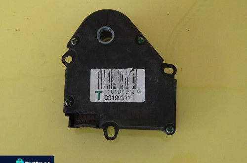 SILNICZEK NAWIEWU NAGRZEWNICY OPEL 16167292 NR114